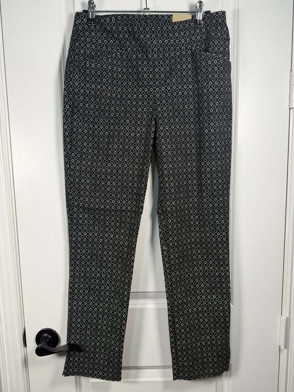 Chico's Perfect Stretch Josie Slim Ankle Pants, Dotted Diamond Print